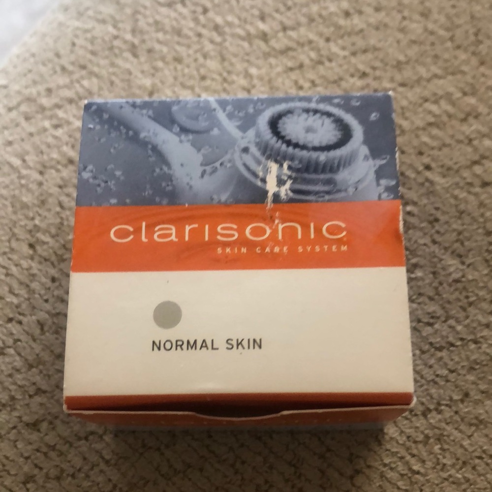 New in package Clarisonic brush replacement head